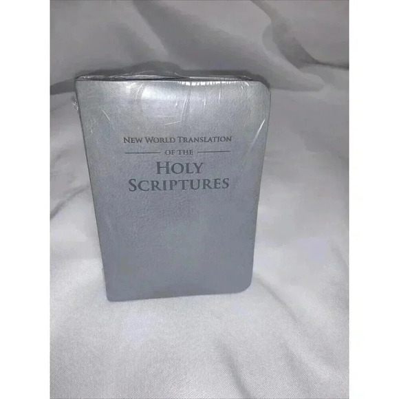 NEW WORLD TRANSLATION OF THE HOLY SCRIPTURES NEW SEALED BOOK BIBLE, Grey Cover. - Picture 2 of 12